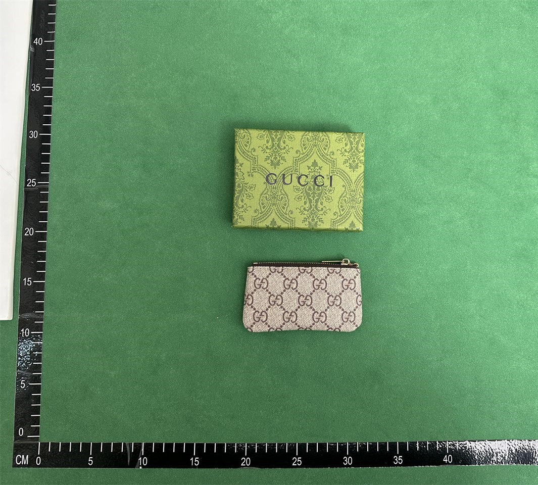 Louis Vuitton Monogram / Damier / GG Supreme Keychain Wallets [40 styles] -2