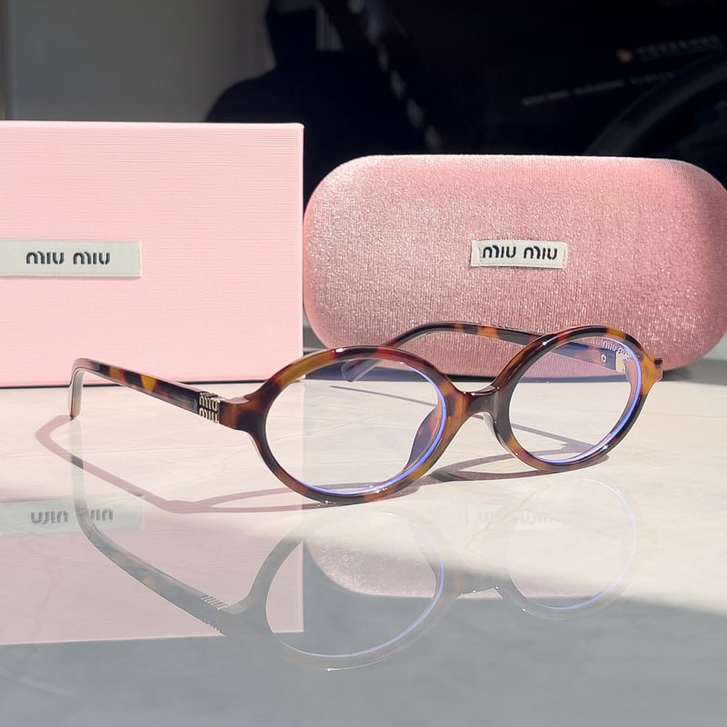 Miu Miu Square Frame Sunglasses [39 styles] -4