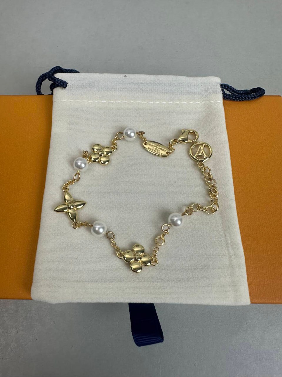 Louis Vuitton Monogram World Tour Bracelet [19 styles] -2