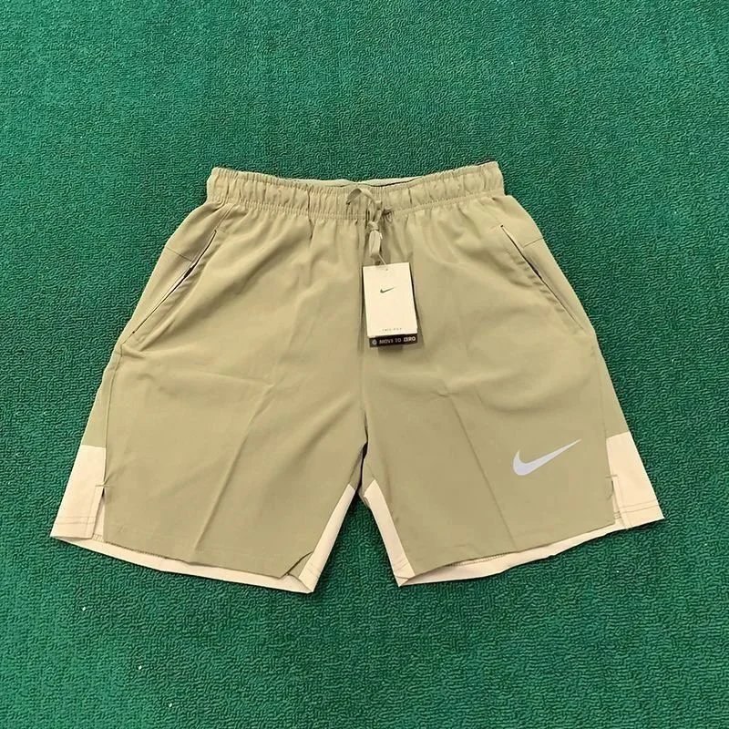 Nike sports shorts -2