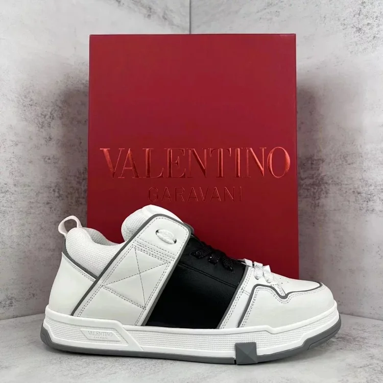 Valentino Garavani Sneakers [5 styles]