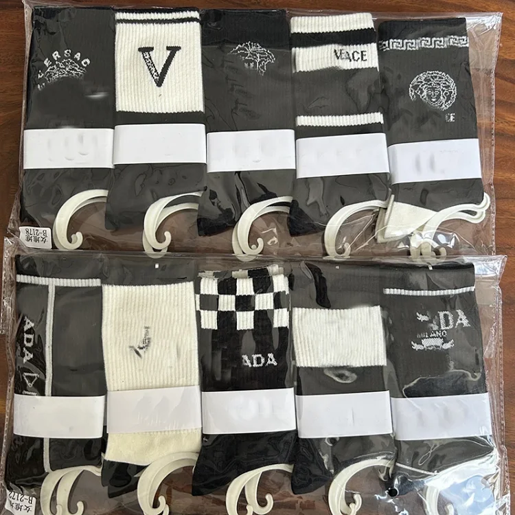 Versace Classic Design Socks Set [2 styles]