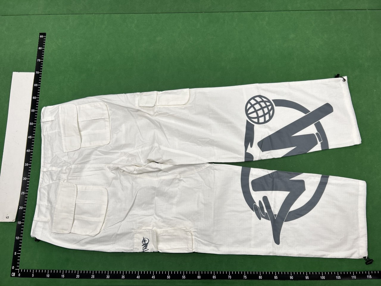  Minus Two Cargo -3