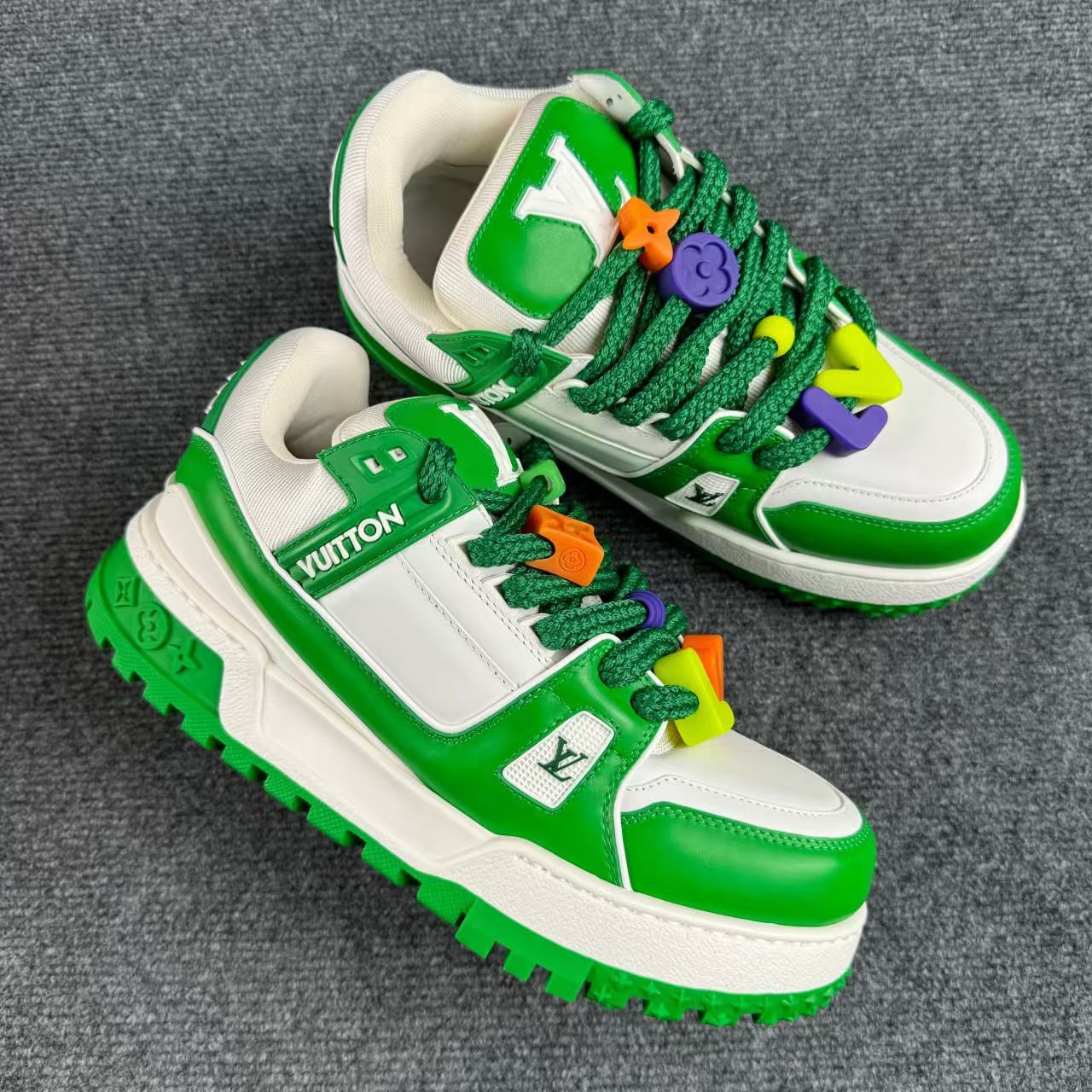 Louis Vuitton Trainer Maxi Sneakers [40 styles] -4
