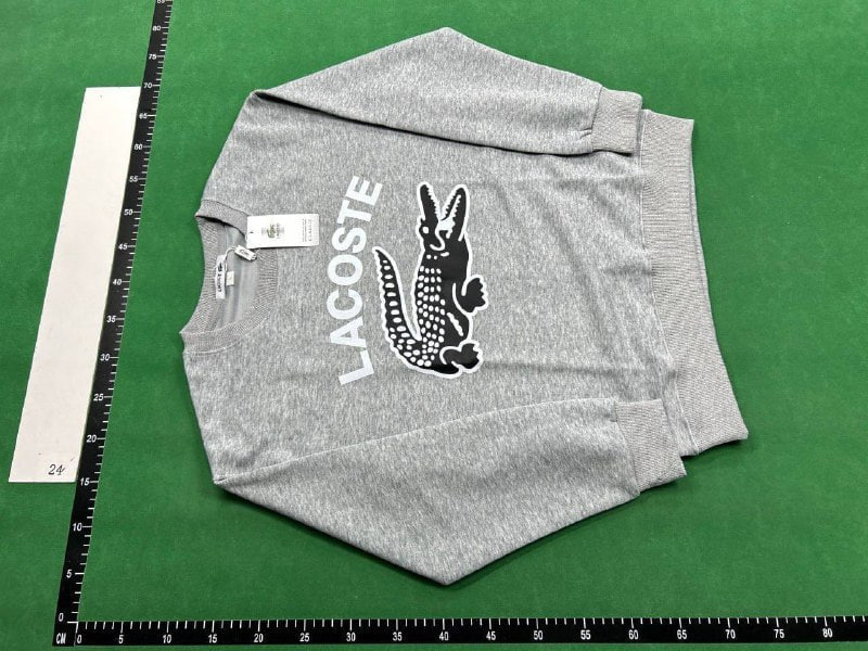  Lacoste Sweater -4