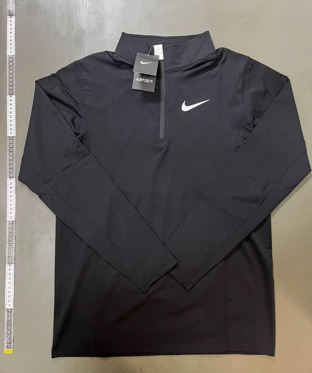 NIKE SWEATER1 -2