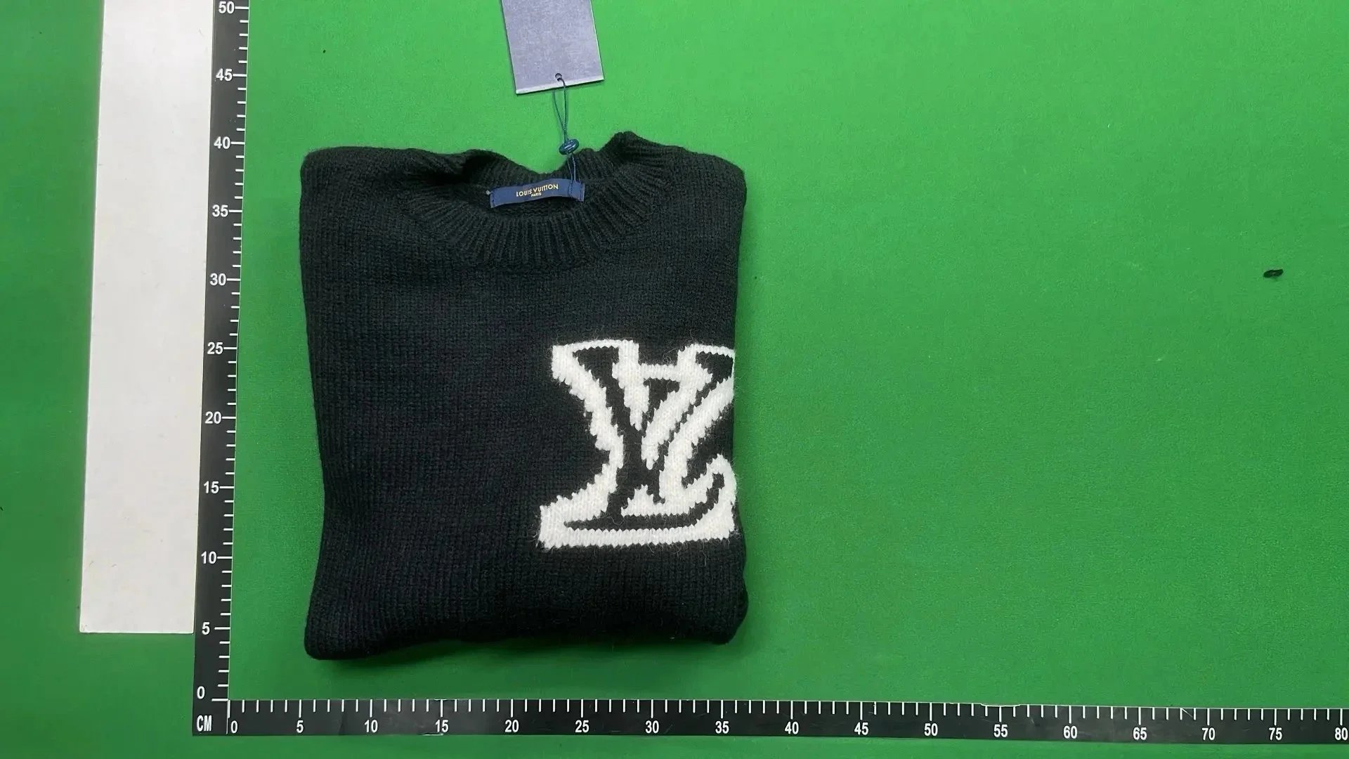 LV sweater -4