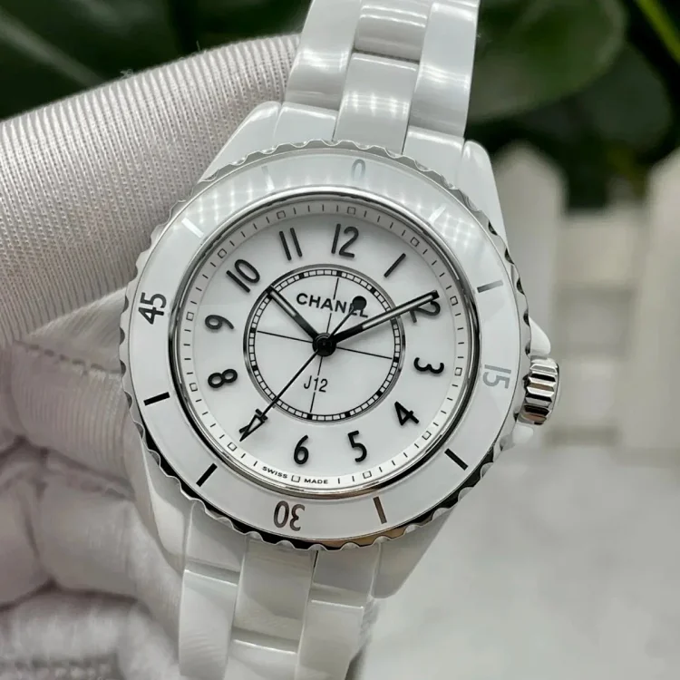  CHANEL watch