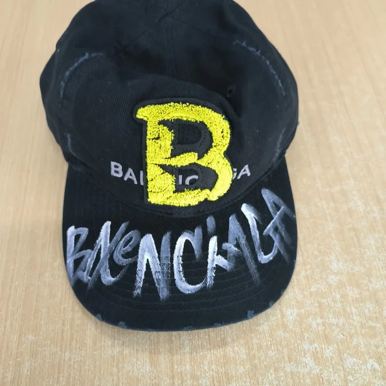 Balenciaga cap