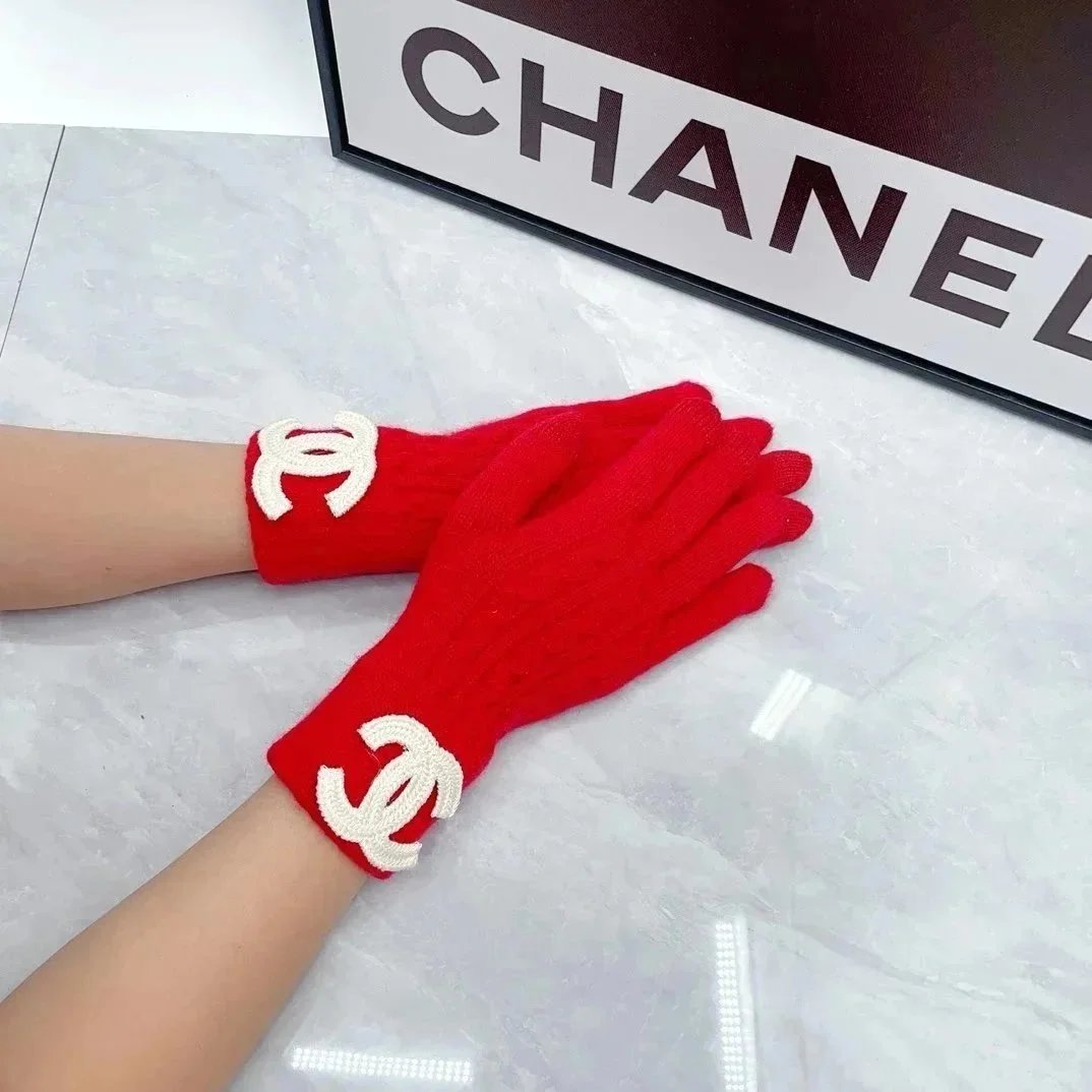 Fashionable Gloves -3