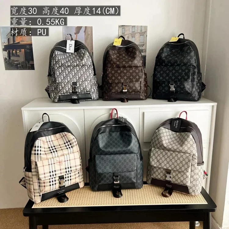 Dior Oblique  Louis Vuitton Mo
