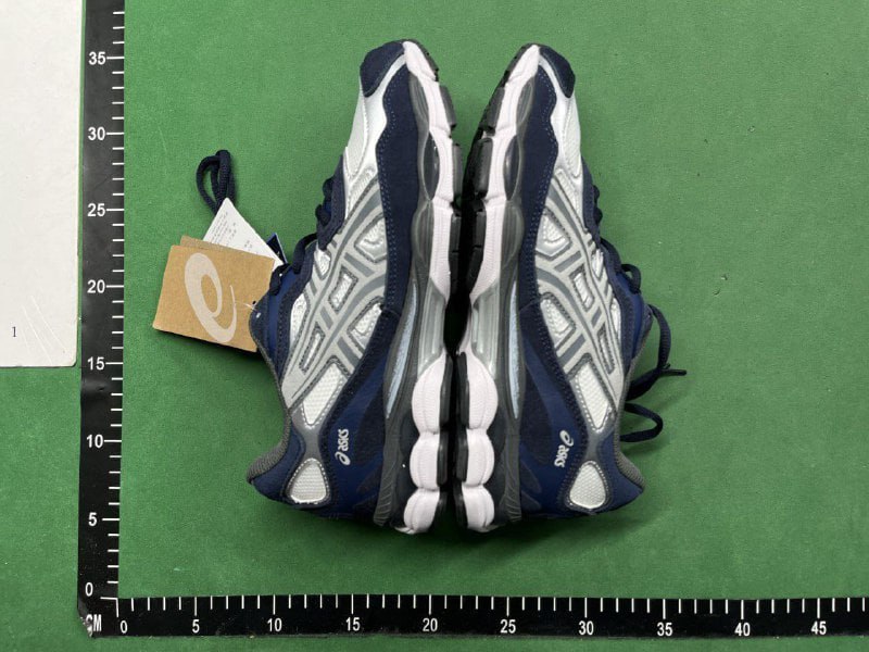 ASICS  NYC -3