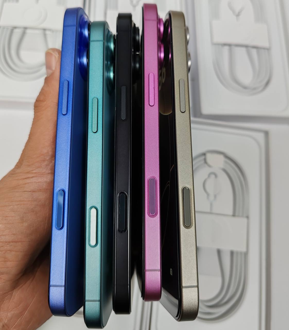 iPhone 16 plus -4