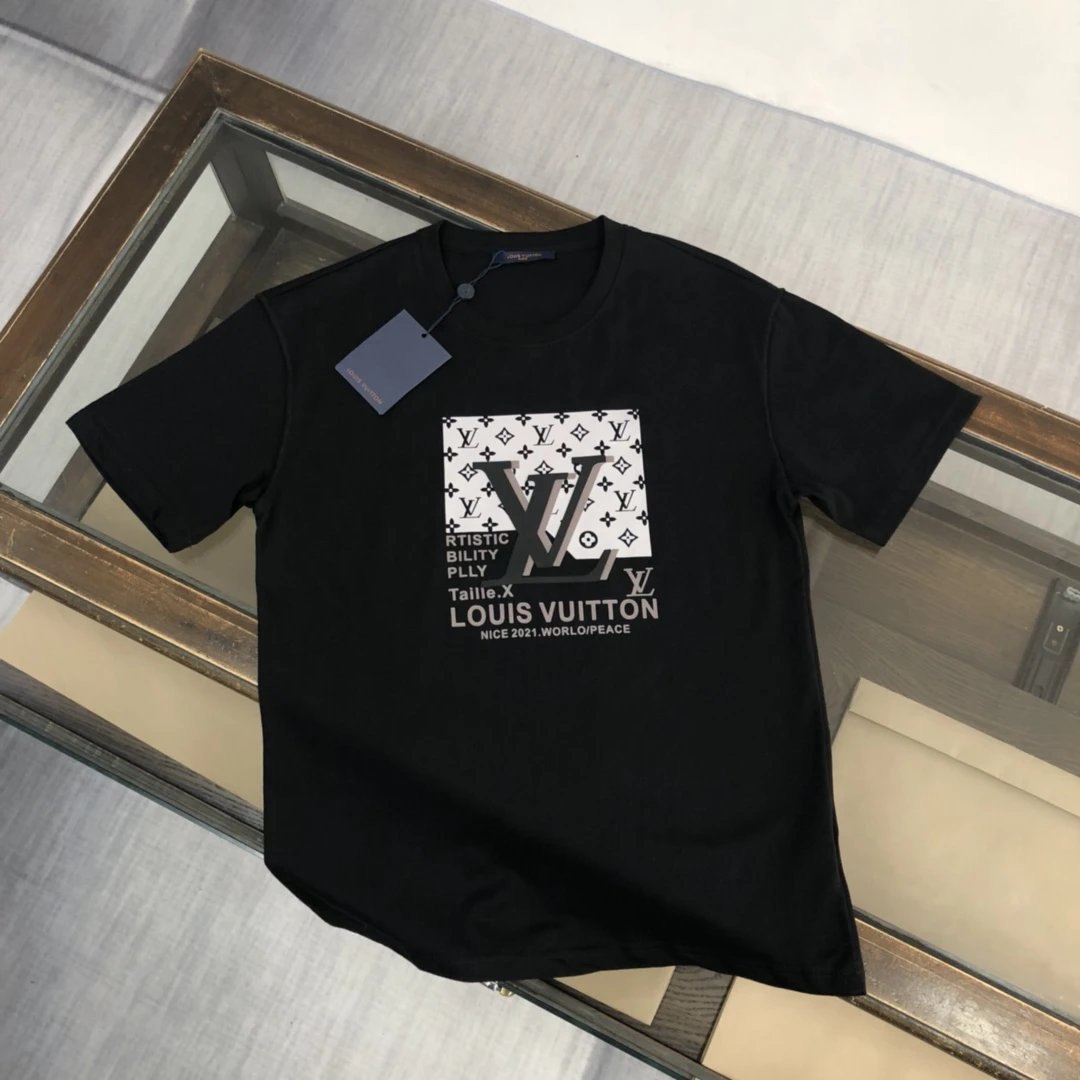 Louis Vuitton Tee -3