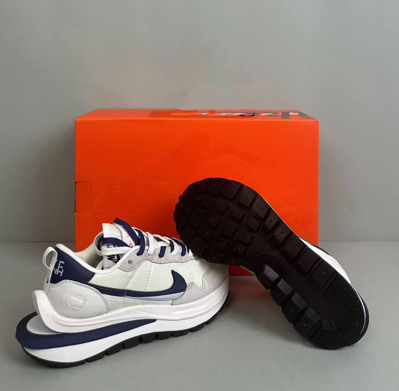 NIKE SACAI -2