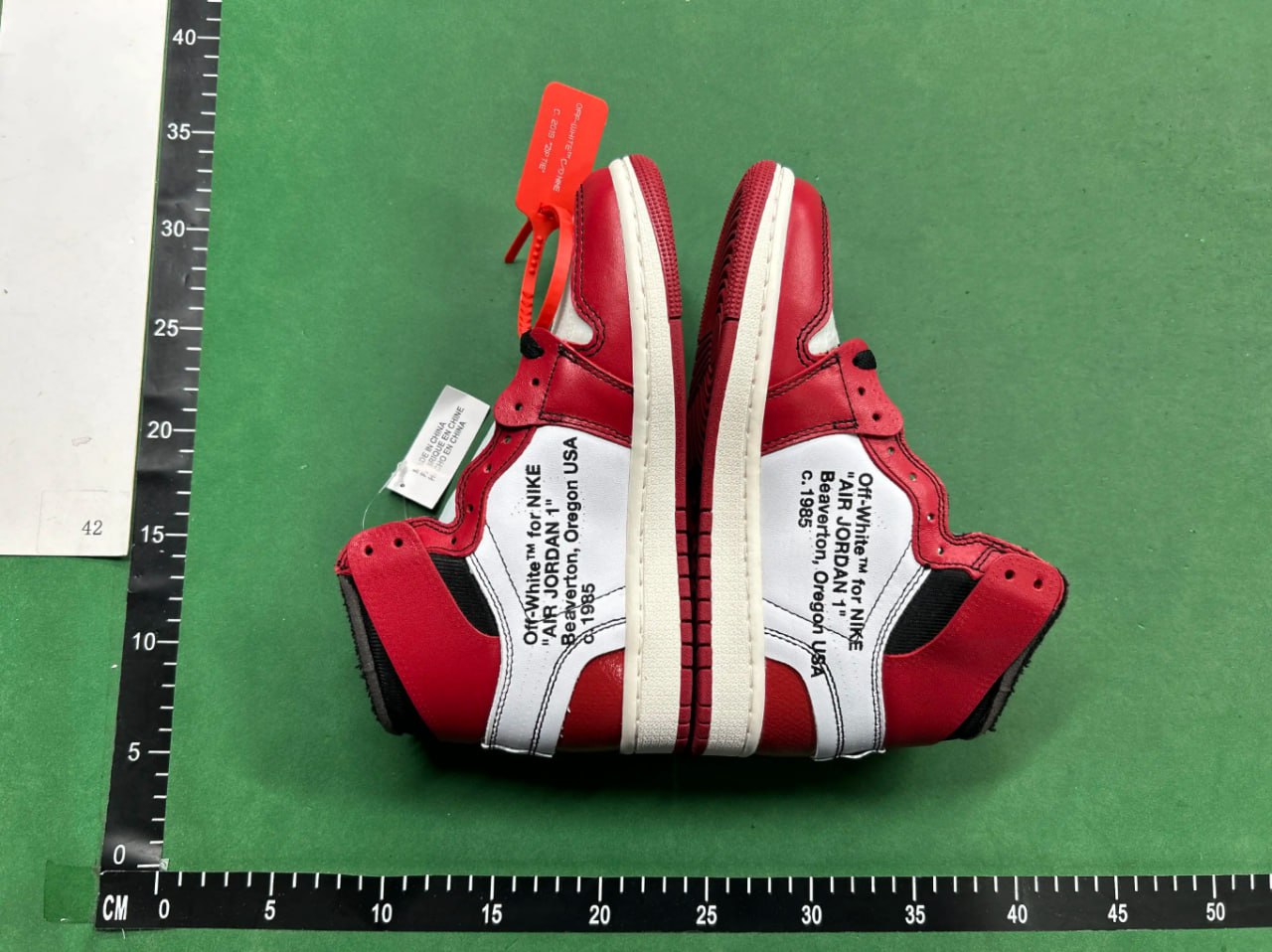 OFF WHITE x Jordan Air Jordan 1 -2