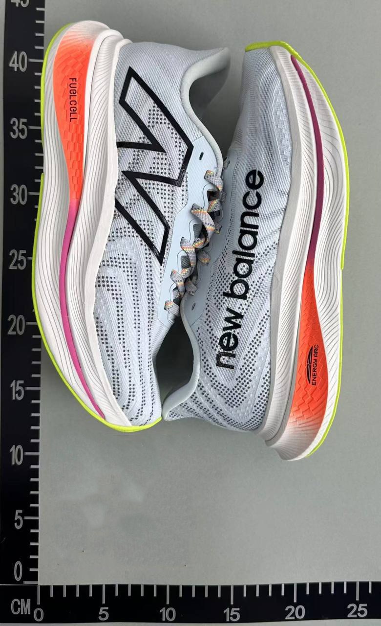 New Balance FuelCell -3