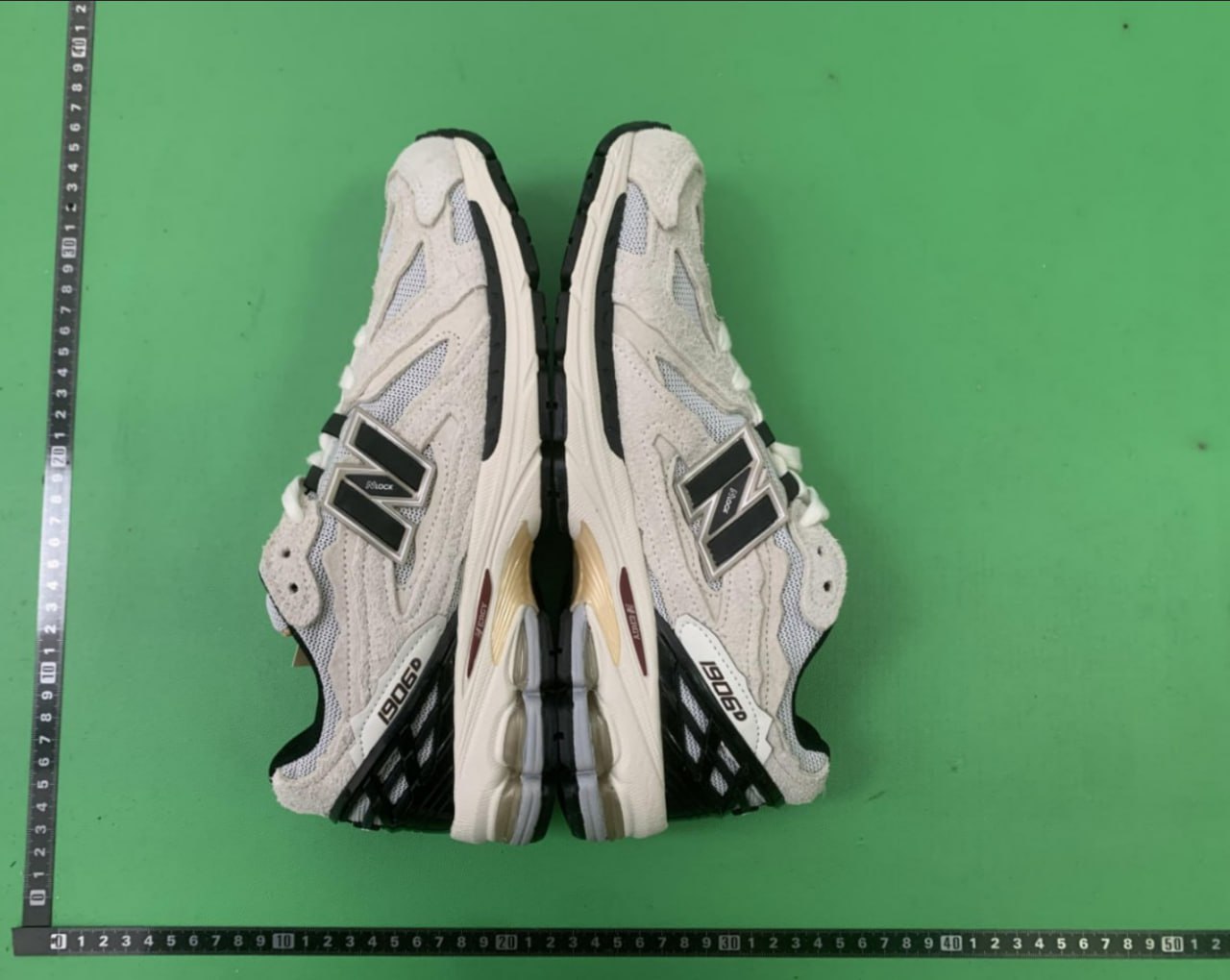 New Balance 2002R Sneakers [30 styles]New Balance 2002R Sneakers [30 styles] -3