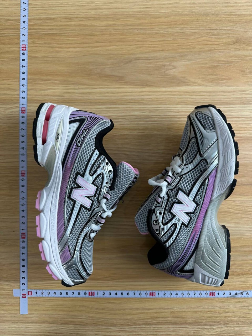   New Balance 740 -2