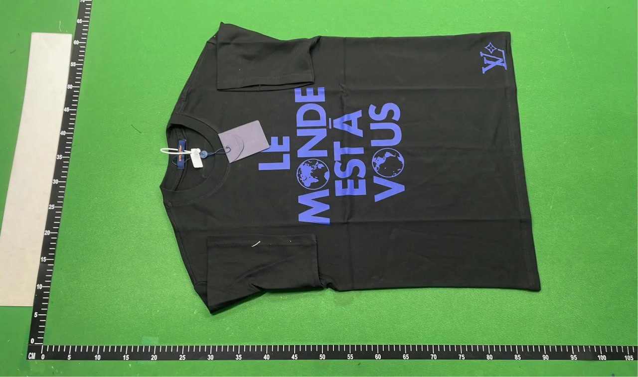 LV T-Shirt -3