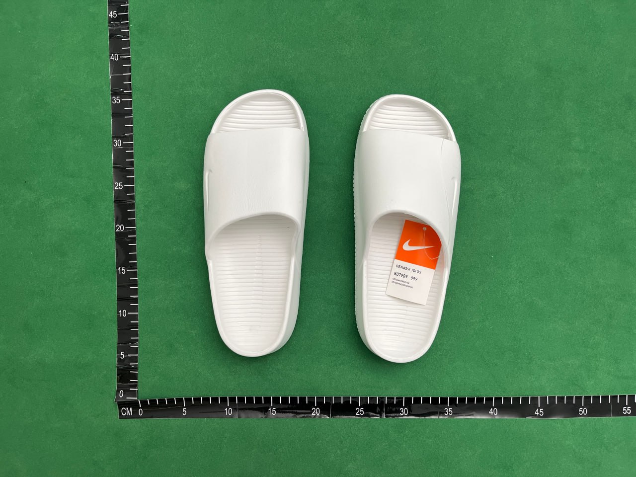 Adidas Yeezy Slide -2