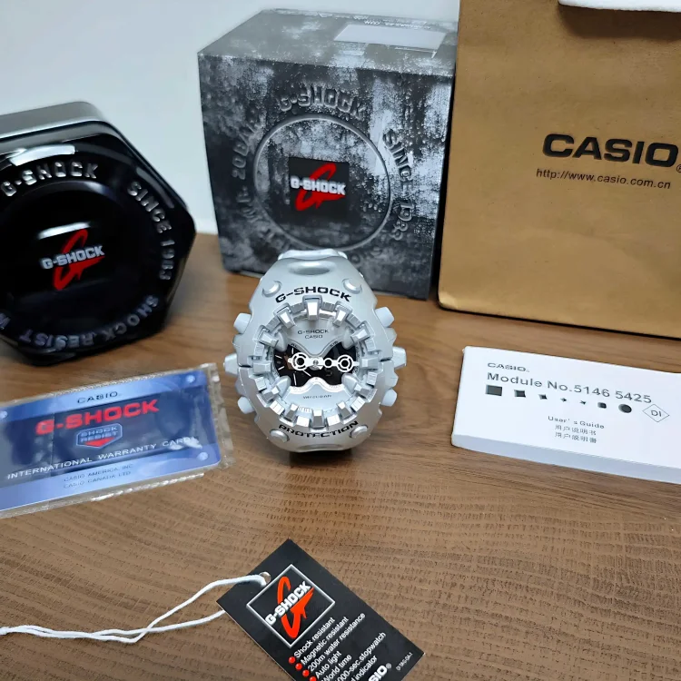 CASIO G-SHOCK GA-V01