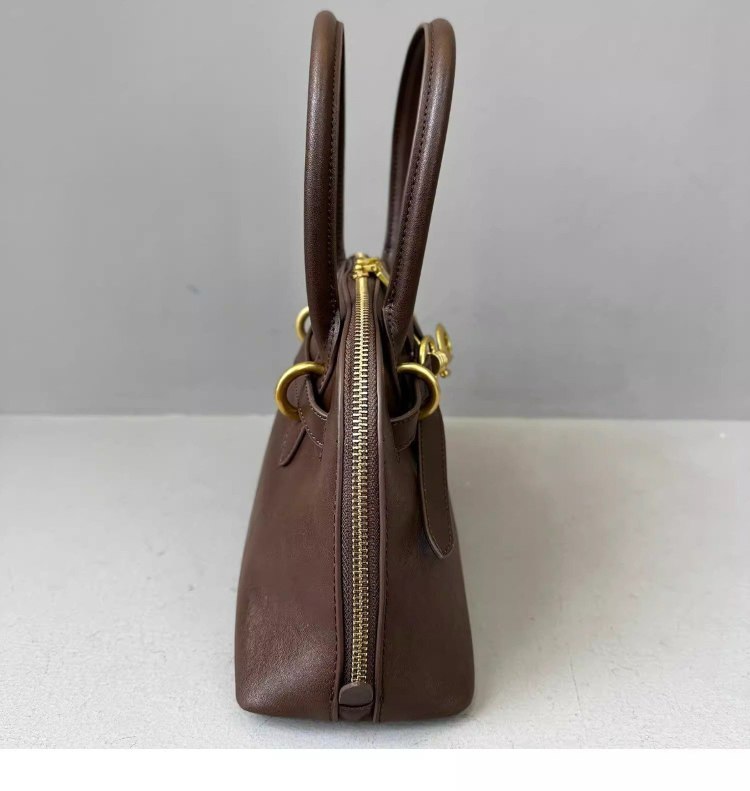 Miu Miu new vintage shell-shaped bag -3