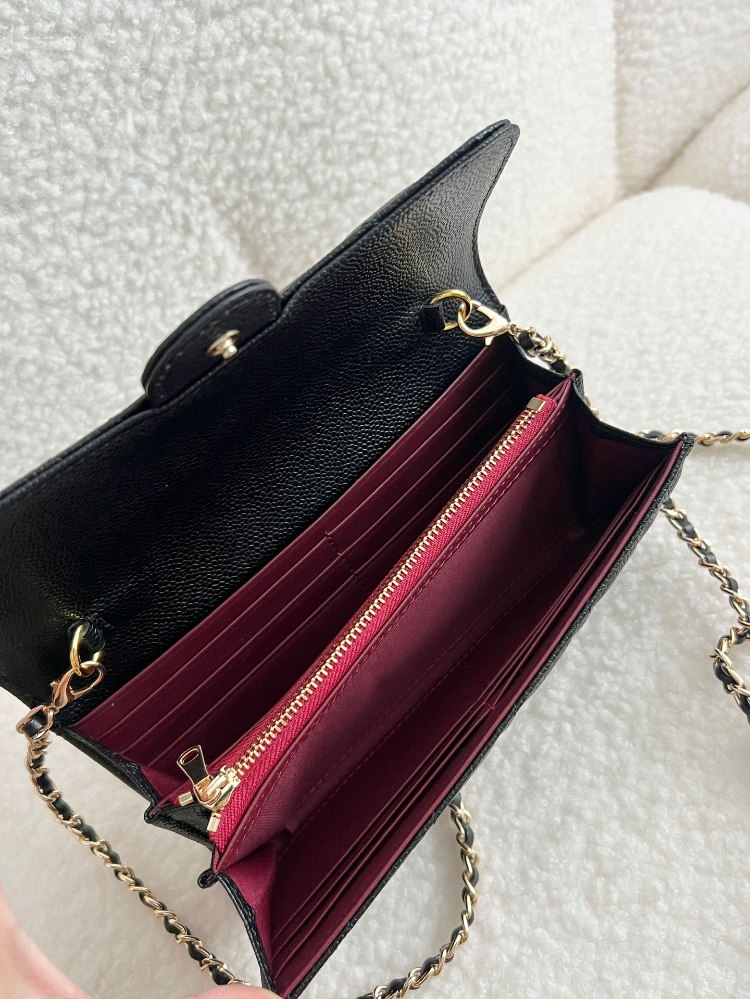 Chanel caviar leather quilted chain crossbody bag -4