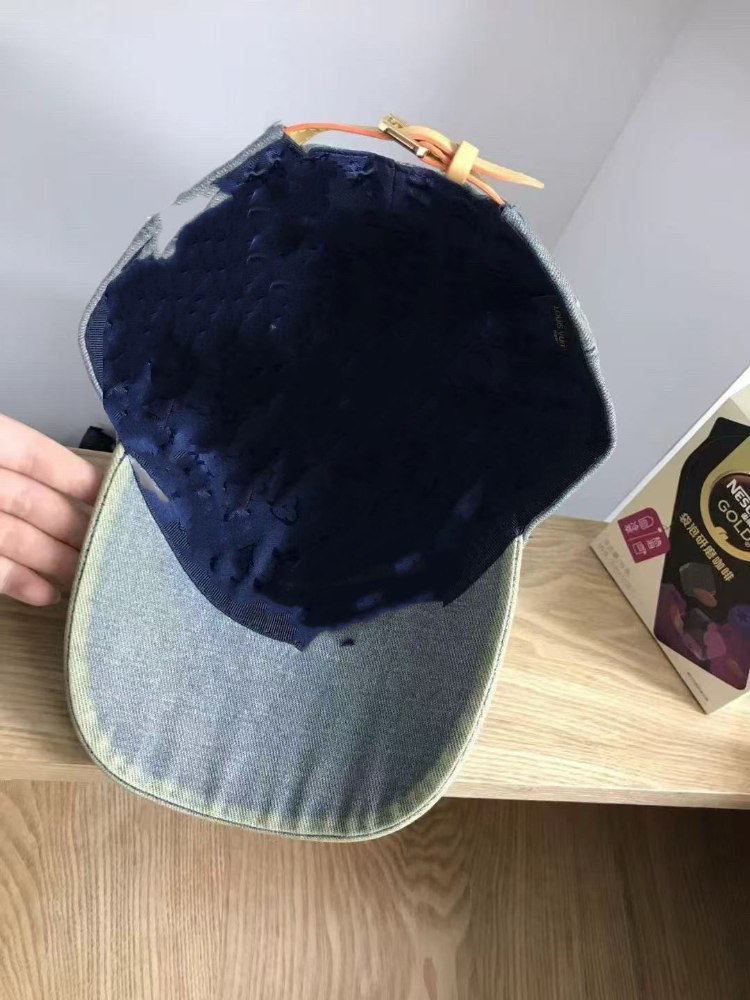 Louis Vuitton LV washed denim baseball cap -3