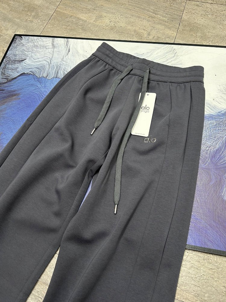 ALO casual and simple straight-leg pants -3