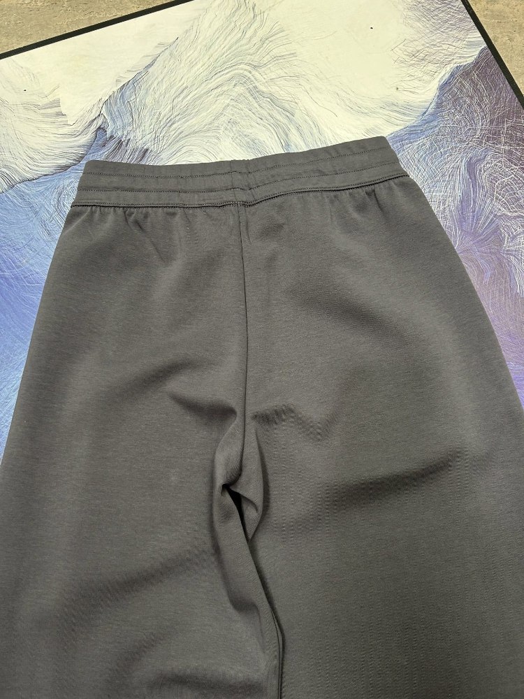 ALO casual and simple straight-leg pants -4