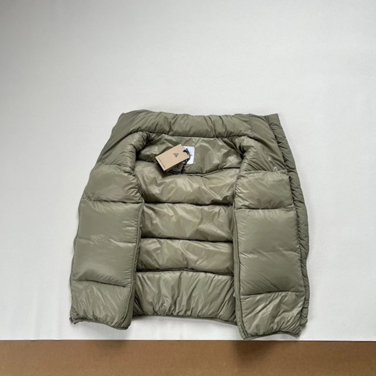 ACG stand-collar warm color-block cotton vest -3