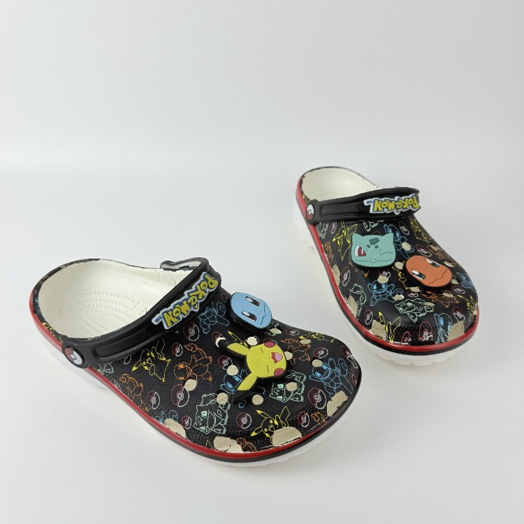  Crocs Children's Beach Clogs -2