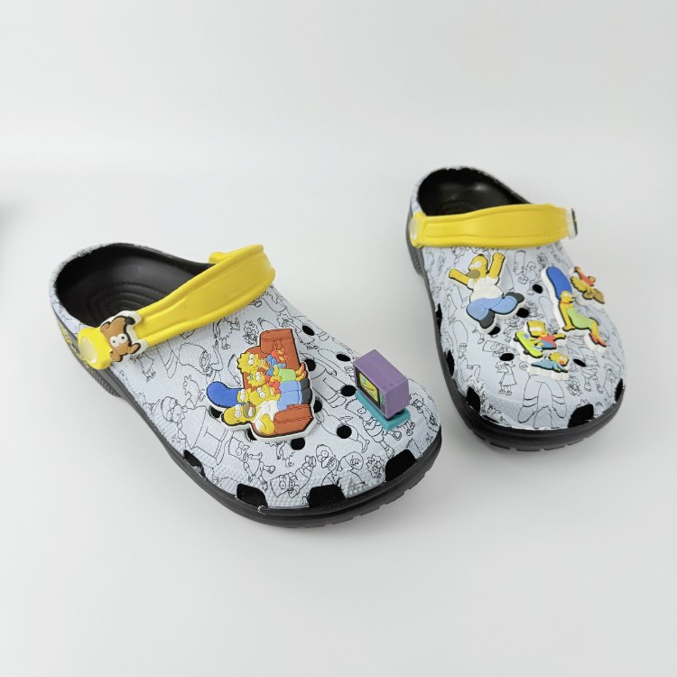  New Crocs The Simpsons Burger Shop clogs -3