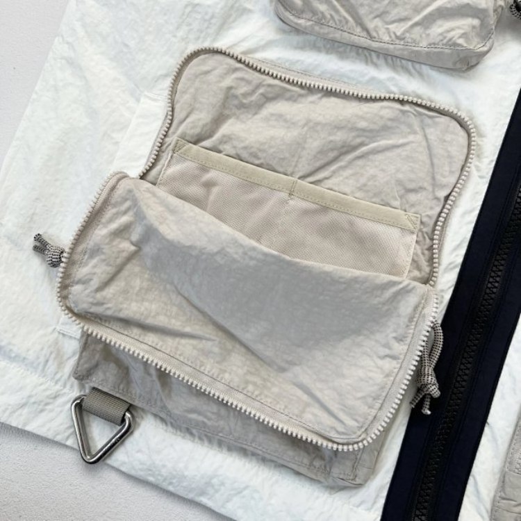 ACG multi-pocket outdoor sports layering vest -3