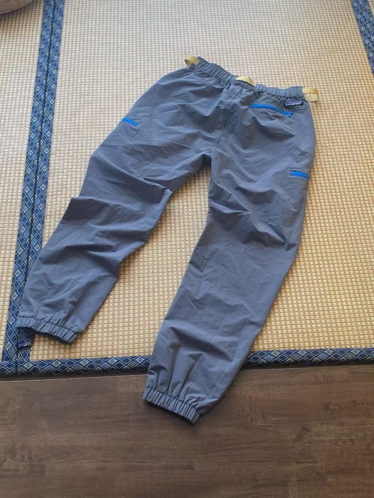 Patagonia quick-drying pants with elastic waistband and tapered legs -3
