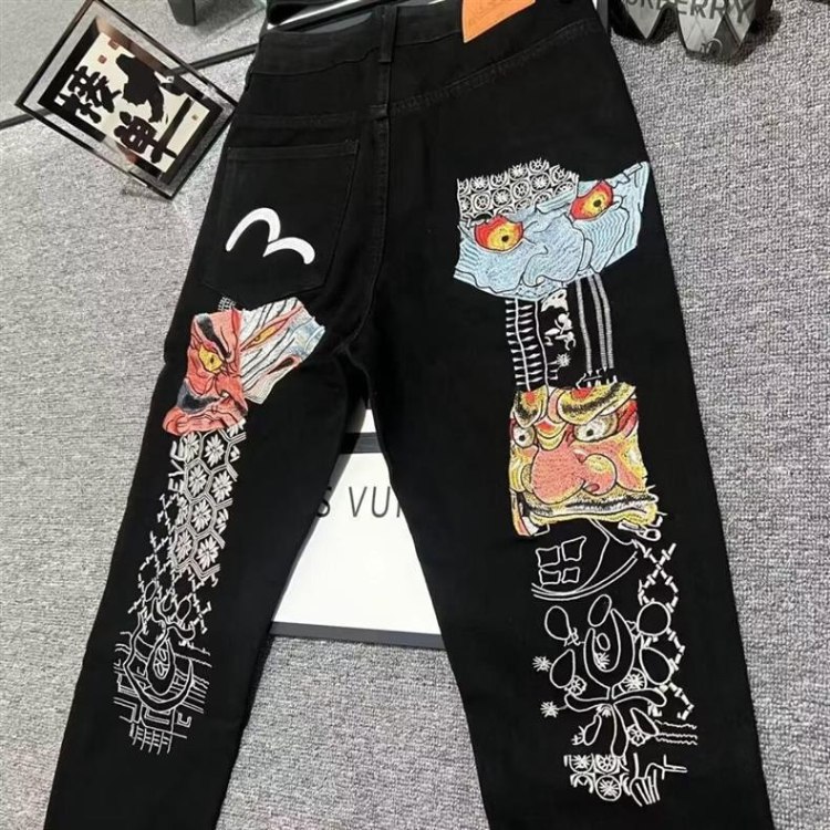 EVISU new straight-leg embroidered denim jeans -3