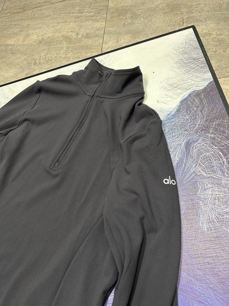 Alo half-zip base layer yoga top -3