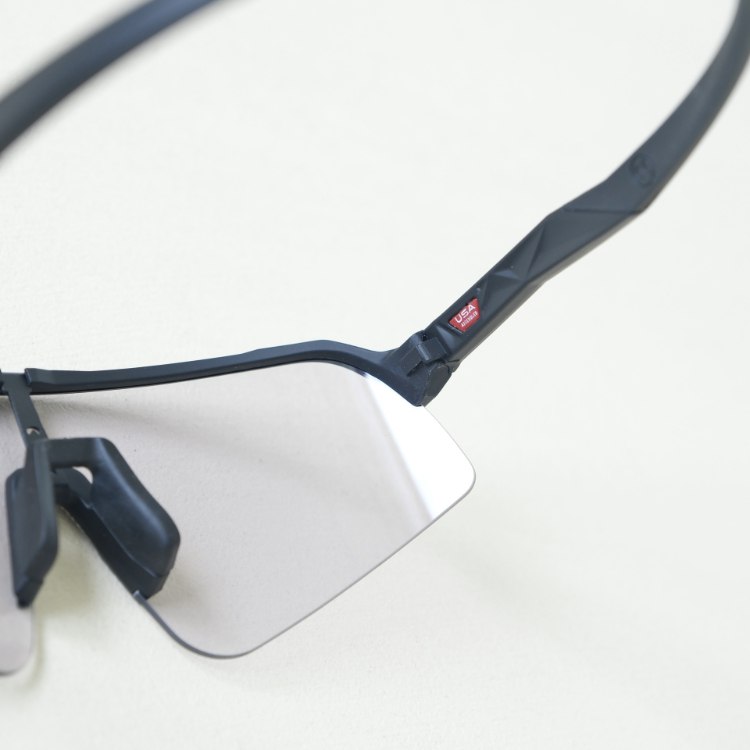 Oakley sports windproof photochromic sunglasses -4
