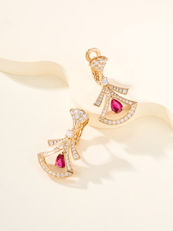 Bulgari diamond mini skirt water drop jewelry show earrings -2