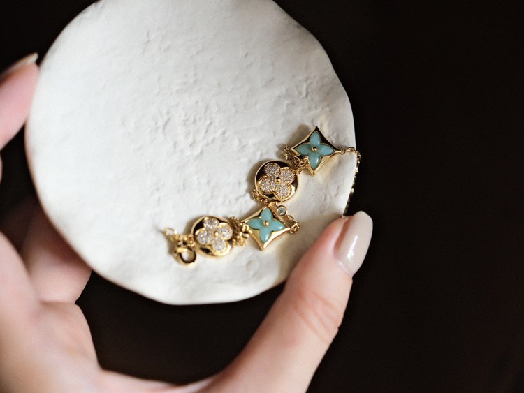  Louis Vuitton LV Amazonite Diamond Four Flower Bracelet -4