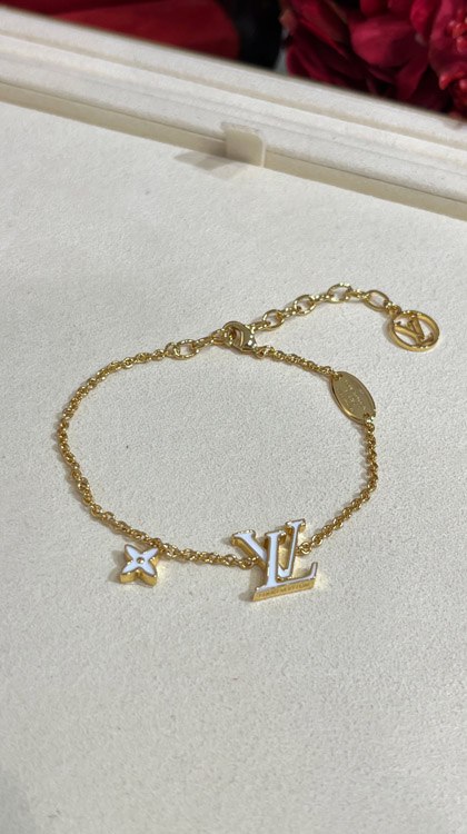 Louis Vuitton LV white enamel letter gold bracelet -2