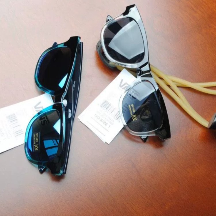 VANS Retro Classic Skateboard Gradient Frame Sunglasses -4