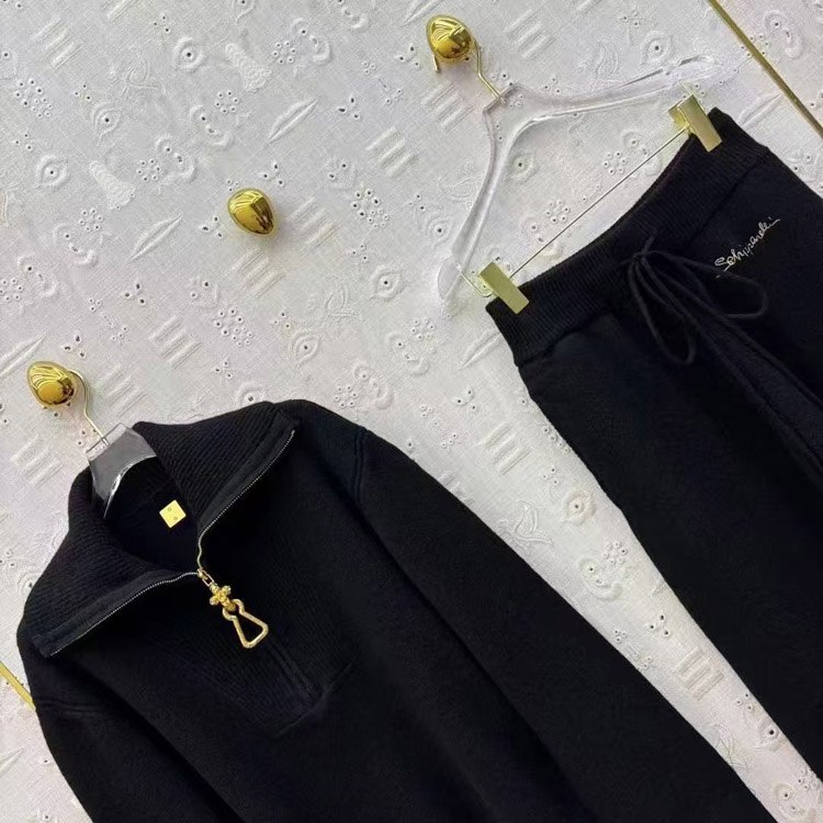 Schiaparelli new lapel half-zip knitted suit -4