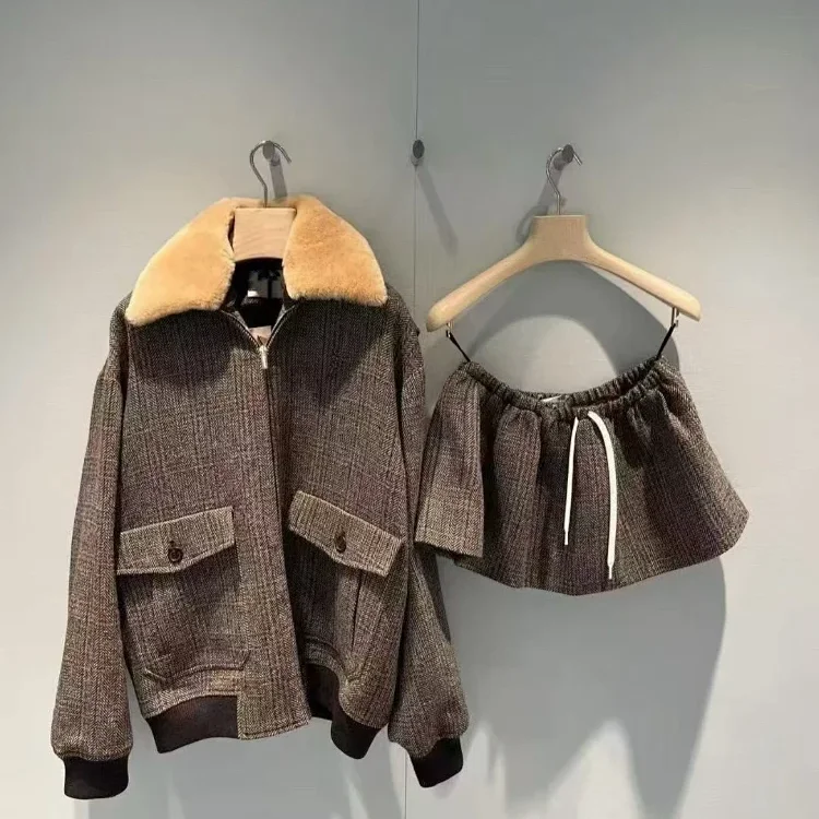  Miu Miu new vintage-style woo