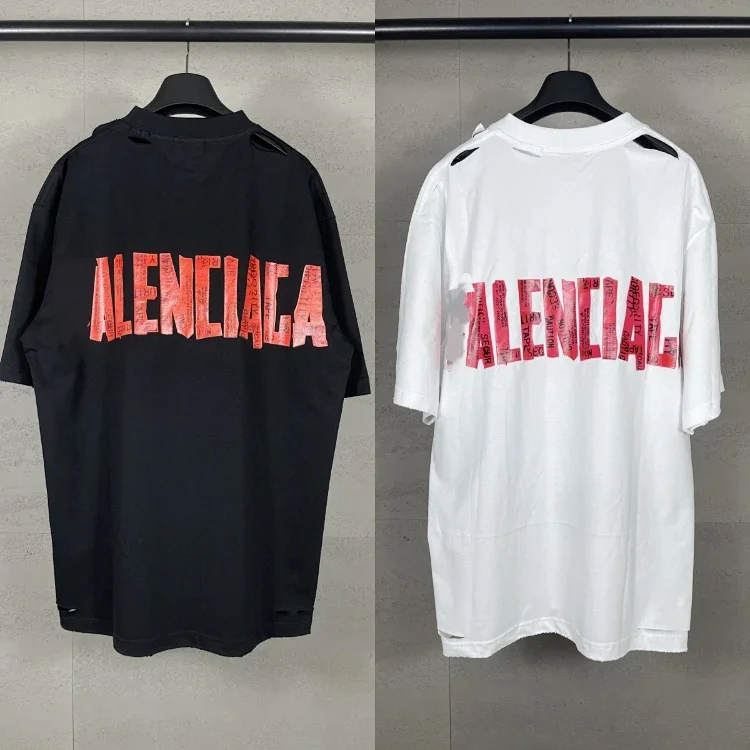  Balenciaga new collection distressed and faded loose-fitting short-sleeved T-shirt with print