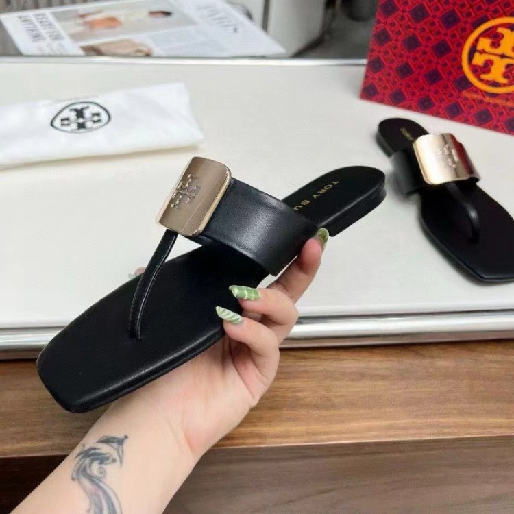 Tory Burch new flip-flop sandals -3