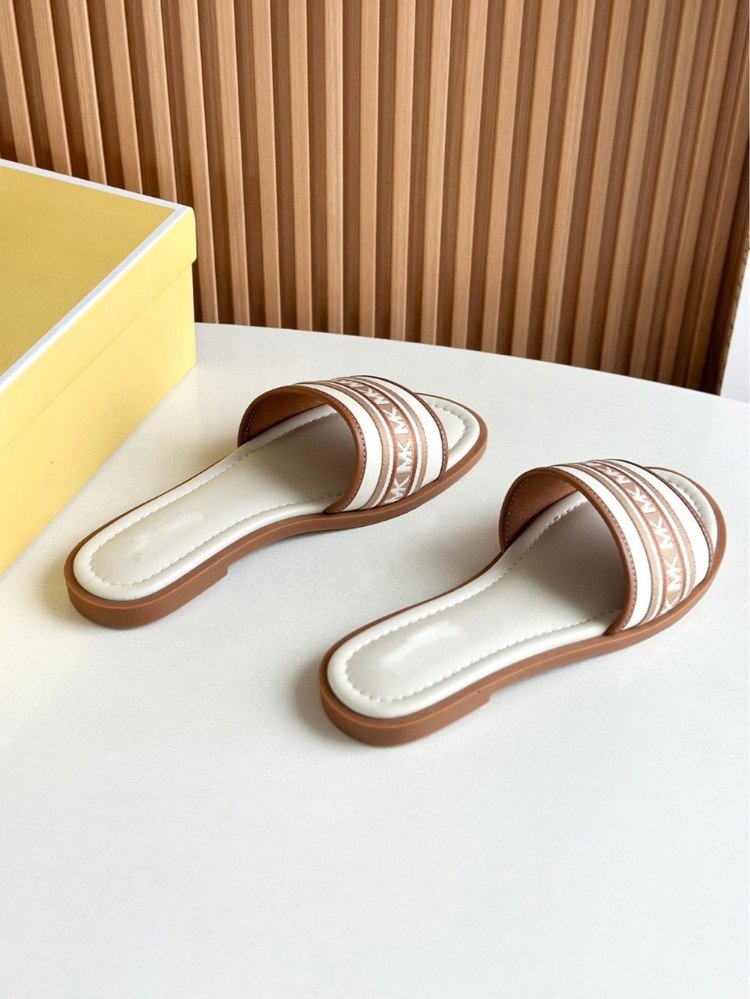  Michael Kors new flat slides with embroidered lettering -4