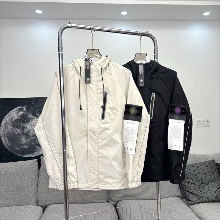  Stone Island hooded reflective softshell jacket -2