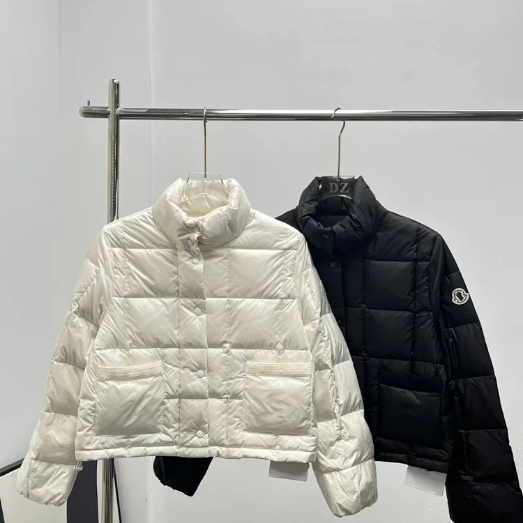 Moncler new versatile stand-co